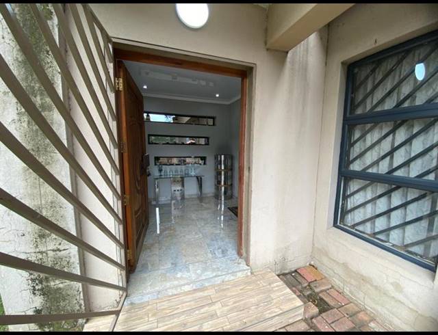 4 BEDROOM HOUSE FOR SALE IN BENONI CENTRAL